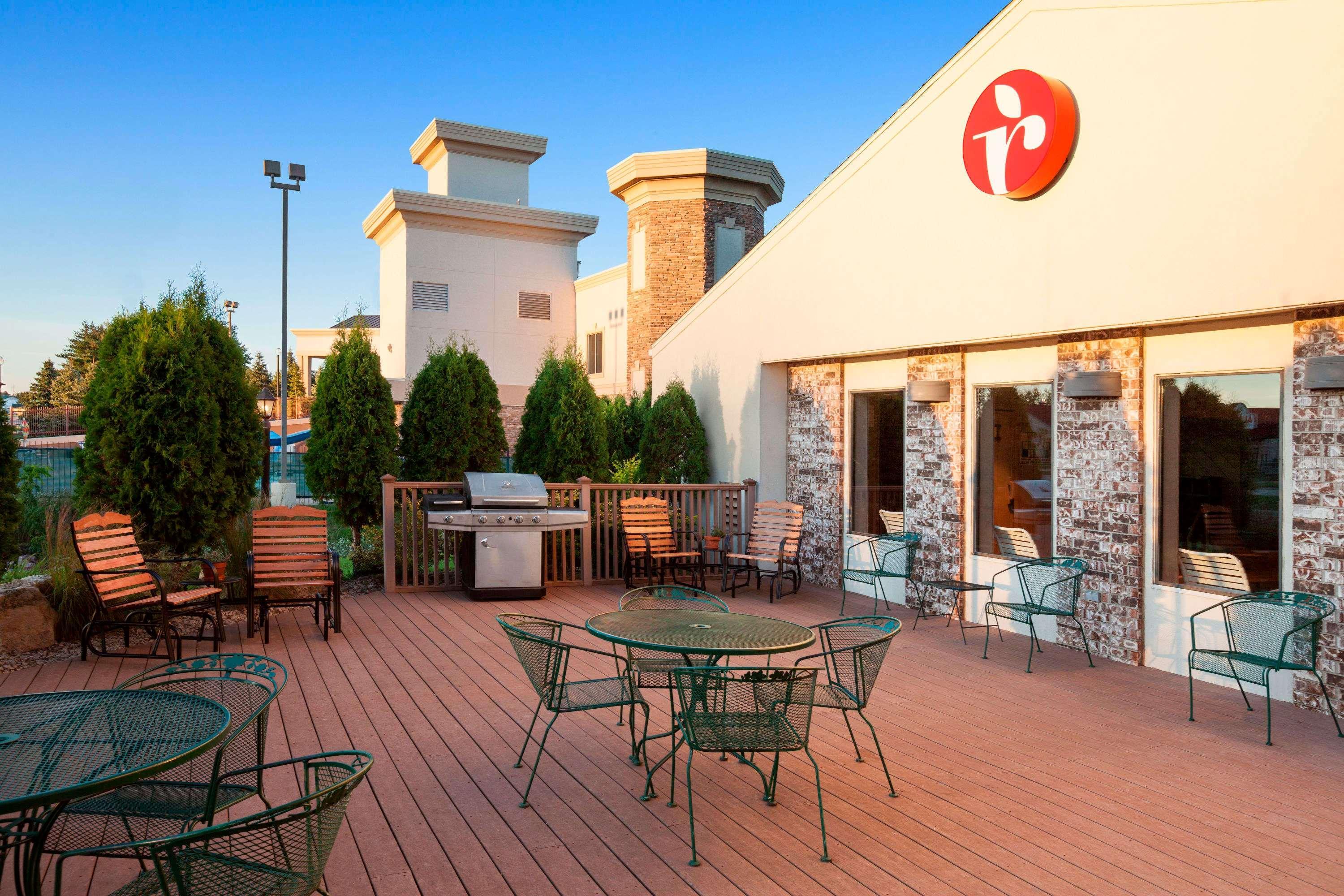 Hotel Ramada By Wyndham Wisconsin Dells I-90 Exteriér fotografie