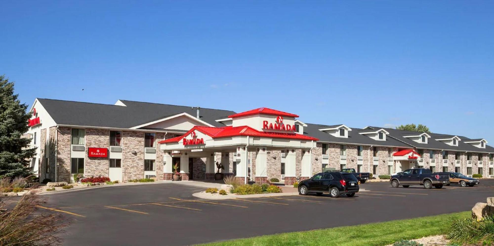 Hotel Ramada By Wyndham Wisconsin Dells I-90 Exteriér fotografie