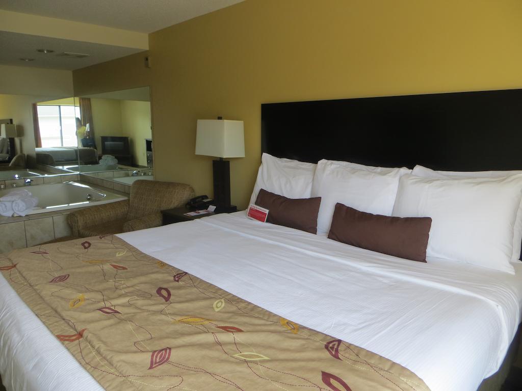 Hotel Ramada By Wyndham Wisconsin Dells I-90 Exteriér fotografie